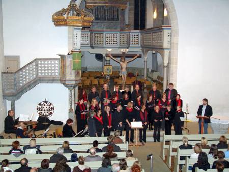 berschall mit Musikbegleitung