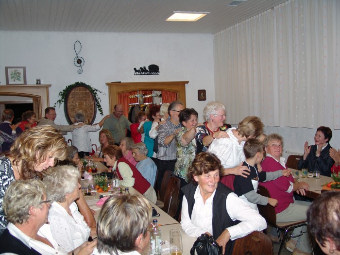 Polonaise durchs Sngerheim