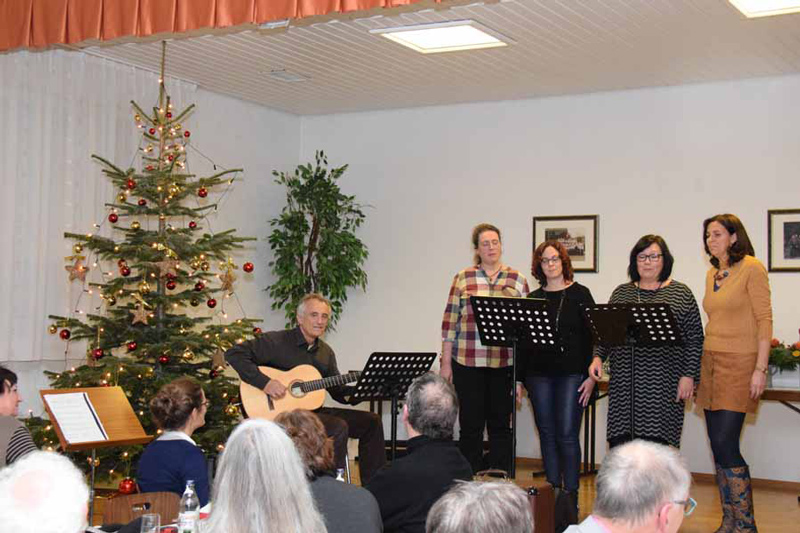 4 Damen vom �berschall